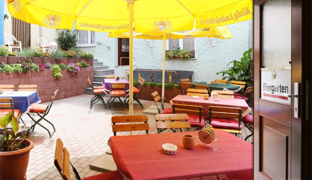 Hotel Bierstuebl ซานเงอร์เฮาเซิน ภายนอก รูปภาพ